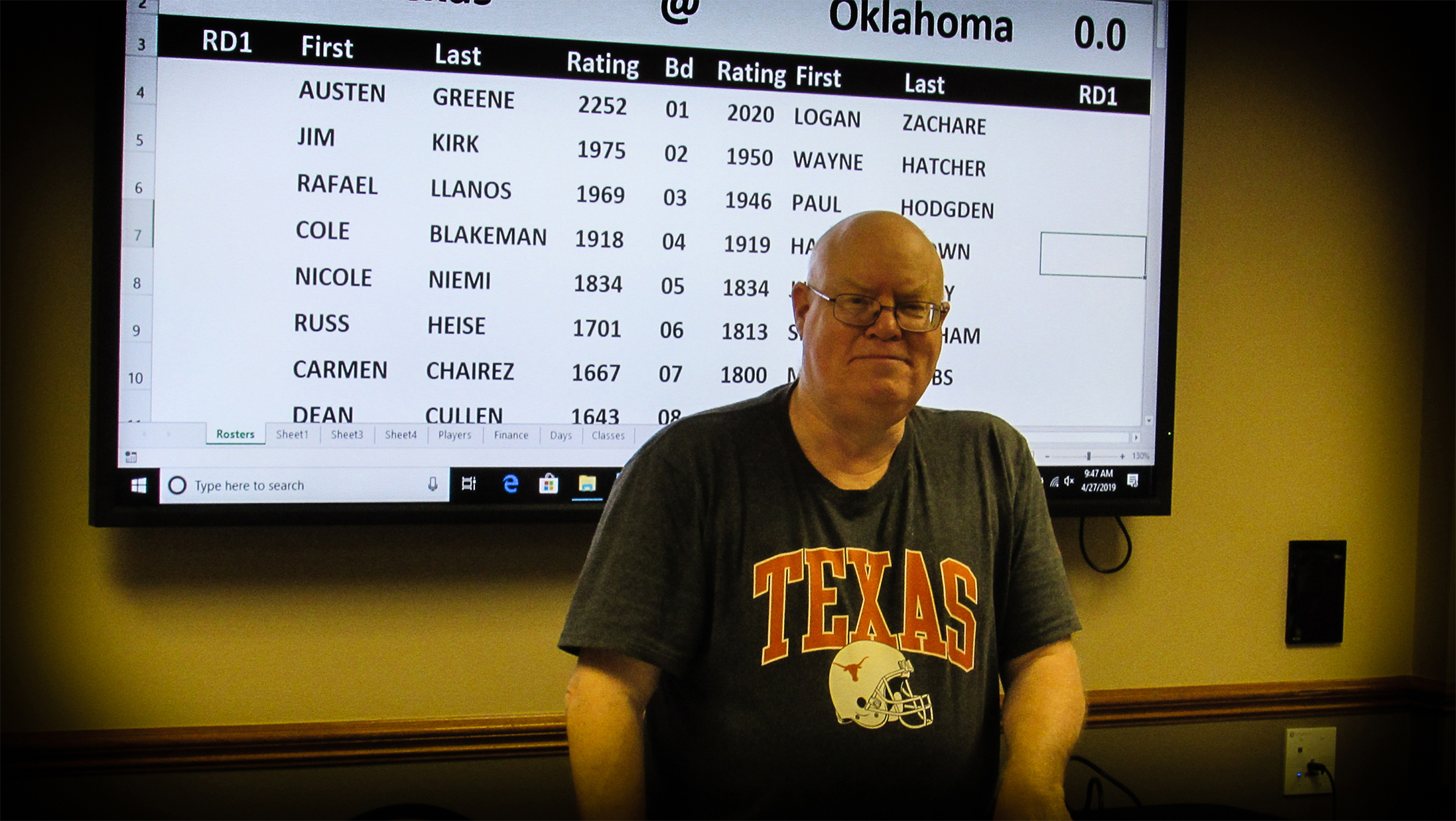 Chief Organizer and TD Jim Hollingsworth began working on RRSO XVII well before last year's RRSO.  On January 30, 2018, the playing date was confirmed with Hotel Manager Connie Dunn and posted on the OCF and RRSO websites.  On February 4, 2018, he asked Lori Balkum, the TCA Tournament Clearing House Administrator, to post on the TCA Tournament Calendar.  He coordinated rule changes and obtained approval from the heads of both sponsoring organizations by May 8, 2018.  Finally, on January 15, 2019, Recruiting Season and the real work began!  This was his 12th RRSO.  Photo by Mike Tubbs.